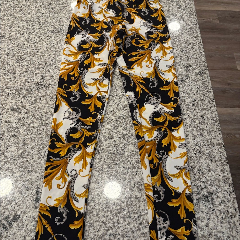 Versace Black and Gold Baroque Leggings
